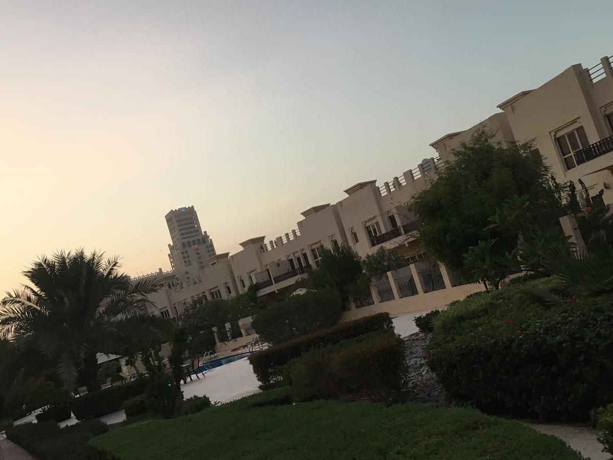 Townhouse Ras Al Khaimah Villa Exterior foto